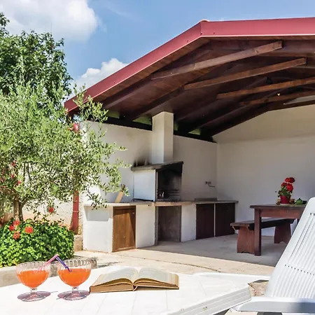 In With Outdoor Swimming Pool * Segotici